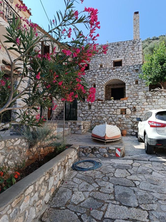 Mani Home Néon Oítilon Buitenkant foto